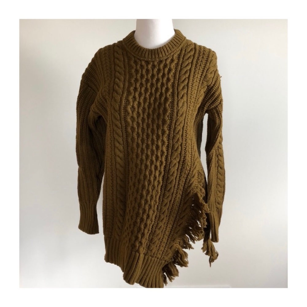 J CREW Crew Neck Cable Knit Sweater